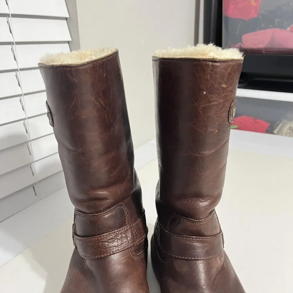 UGG Boots Womens Size 7 Full Grain Leather Shearling Lined Buckle Mid Calf 3325